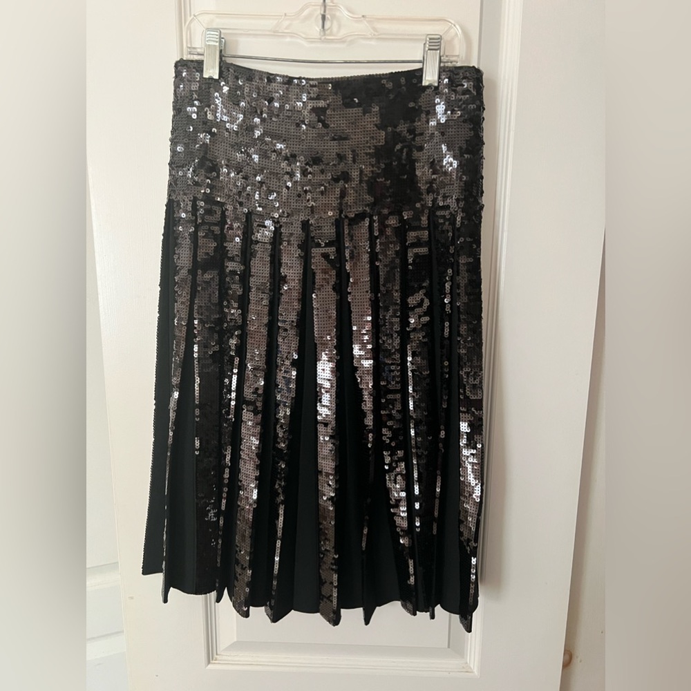 Apparalel Infinity Skirt with sequins. Size M